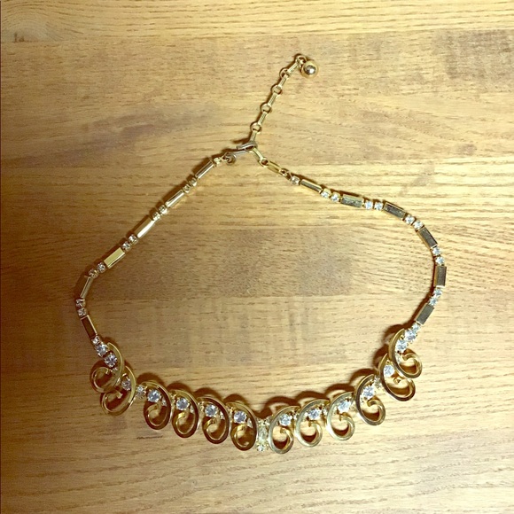 Jewelry - Vintage Faux Gold and Diamond Necklace